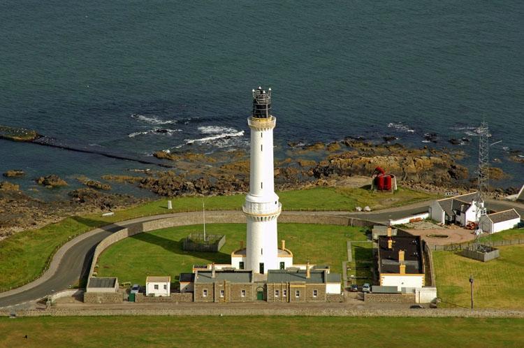 Aberdeen Lighthouse Cottages - Coastal, Dolphins Exterior photo